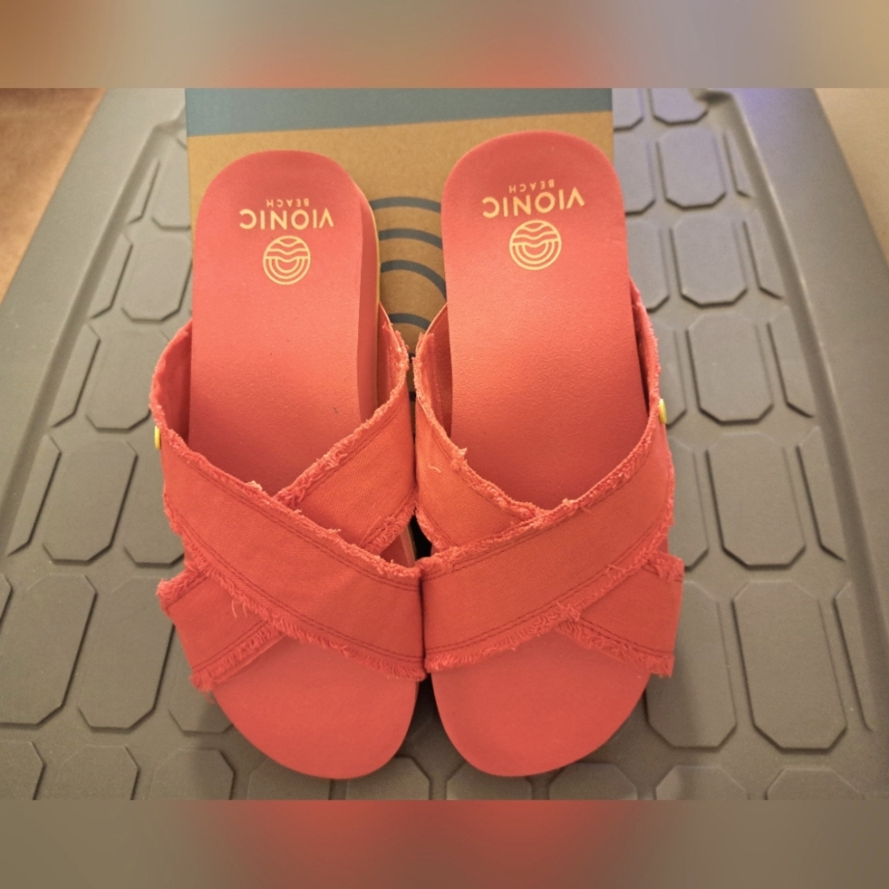 VIONIC beach SANDALS poppy CANVAS brand new in original box ๐ค๐ค๐ค - Picture 2 of 7